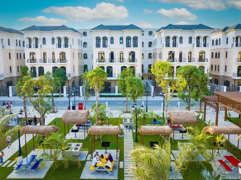 The construction complexes of Vinhomes Ocean Park 1, 2, and 3 